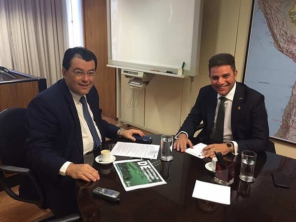 Ministro garante a Gladson Cameli universalização do ‘Programa Luz para Todos’ para o Acre até 2018