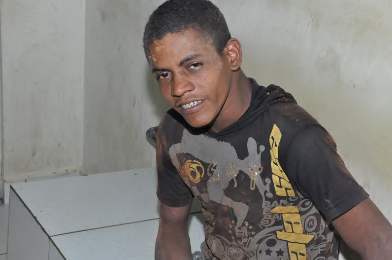 Homem tenta roubar caixa de fruta no Ceasa para trocar por drogas