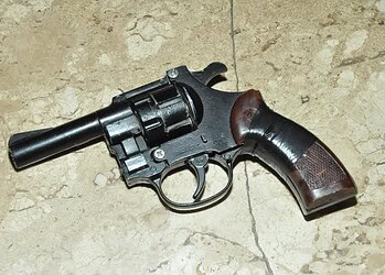 Polícia Militar apreende mais de 1 quilo de maconha na BR-364