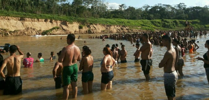 Jovem de 19 anos morre afogado no Riozinho do Rola no dia do aniversário 3 PicsArt_1439167068091