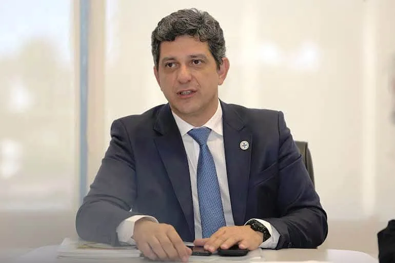 Rogério Carvalho explica que o Acre será participativo no debate nacional sobre o SUS, devido ao índice da população que usa o sistema. (Foto: Karina Zambrana)