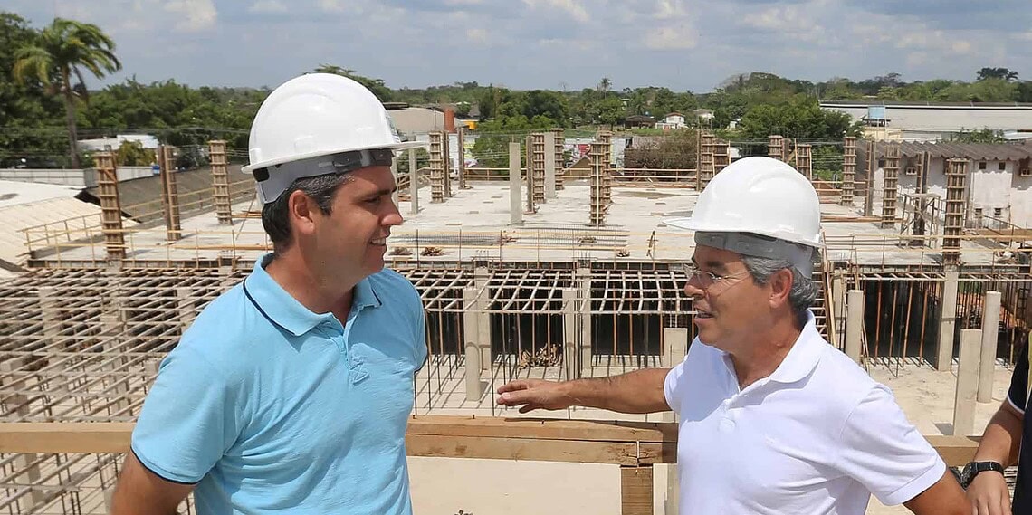 Marcus Alexandre e Jorge Viana visitam obras do Shopping Popular 1 Marcus Alexandre e Jorge Viana visitam obras do Shopping Popular