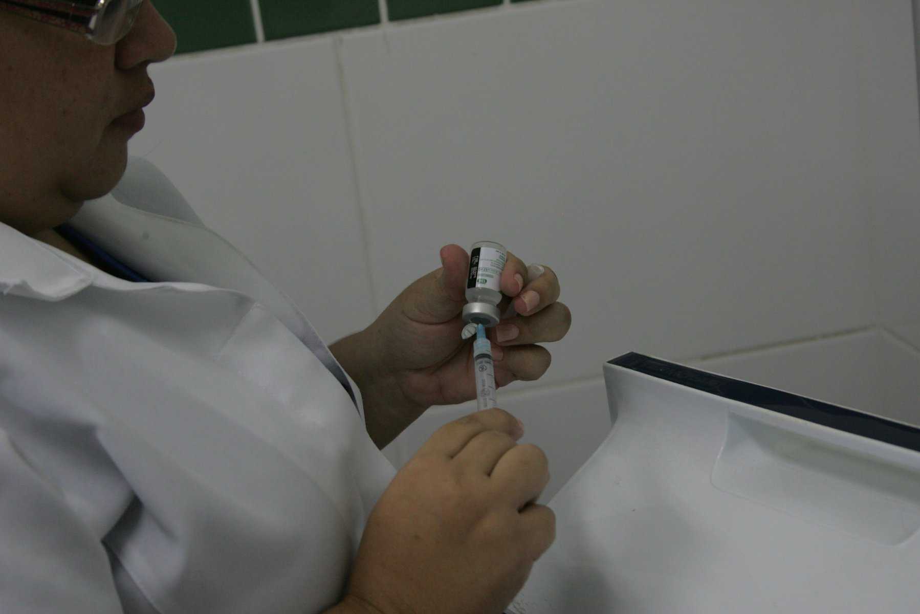 Sábado é dia de vacinar as crianças contra paralisia infantil 3 Vacinação - OL (3)