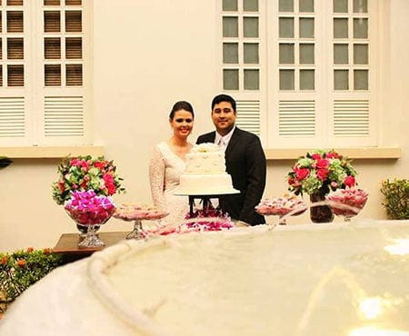 ENLACE MATRIMONIAL - Felicidades a Caroline Mendivil e Felipe Menezes pela união celebrada com amor e carinho. Parabéns, Deus abençoe vocês!