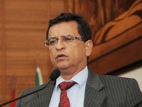 Luiz Gonzaga cobra revisão no preço de passagens para o Vale do Juruá