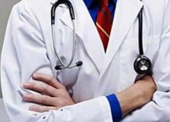 Médicos que atuam por programa do Governo Federal no Acre concluem especialização