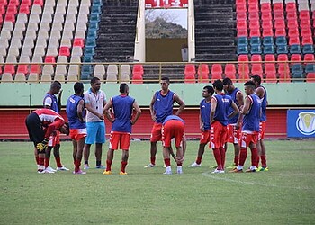 Elenco estrelado deve treinar na tarde desta quarta-feira, 5, na Arena da Floresta. (Foto: João Paulo Maia)