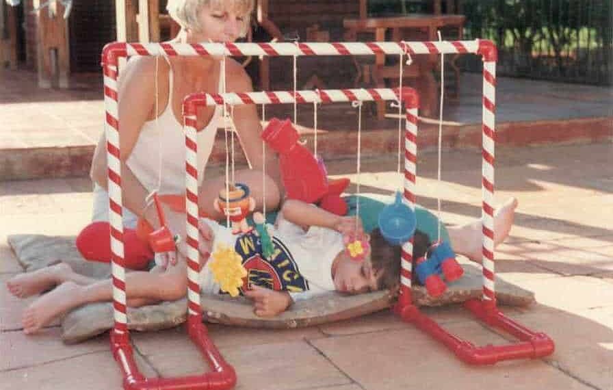 Mãe cria blog para compartilhar as experiências do filho com paralisia cerebral 1 Blog foi criado para relatar as experiências da infância e do dia a dia do Ruyzinho