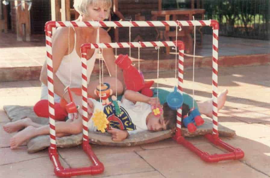 Mãe cria blog para compartilhar as experiências do filho com paralisia cerebral 2 Blog foi criado para relatar as experiências da infância e do dia a dia do Ruyzinho