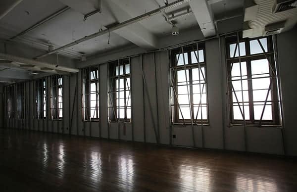 Oi Futuro Flamengo comemora 10 anos com exposições e outras programações distintas até julho de 2016 7 A sala foi projetada por Daniel Senise para sempre ter a luz do dia. (Foto: FOTO: ENY MIRANDA)