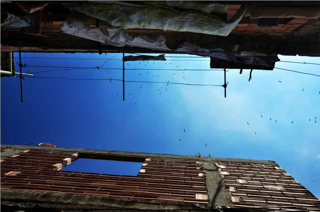 Mostra Nacional da Oi Kabum! reúne produções artísticas de jovens de comunidades populares 2 Pra Cima é um dos projetos fotográficos de uma aluna moradora da comunidade