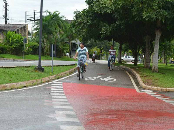 Associação discute mobilidade urbana e inclusão da bicicleta como transporte alternativo