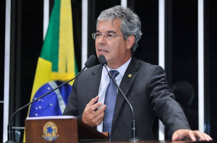 Jorge  diz que  é  mais barato  viajar  para Tóquio  do para  o Acre. (Foto: Divulgação)