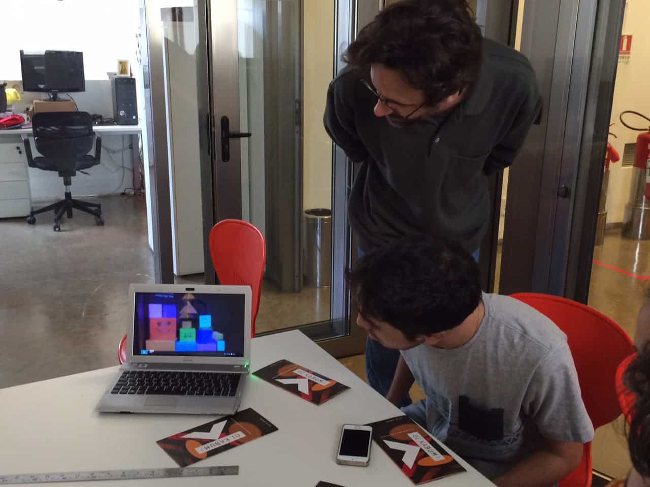 Mostra Nacional da Oi Kabum! reúne produções artísticas de jovens de comunidades populares 4 Então é Natal é uma curta animação audiovisual que critica o consumismo no final do ano. (Foto: Tiago Martinello/ A GAZETA)