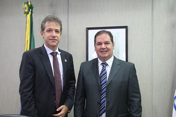 Durante agenda, ministro garantiu liberação de recursos. (Foto: Assessoria)