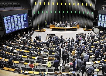 Senado aprova aposentadoria compulsória aos 75 anos para o servidor público