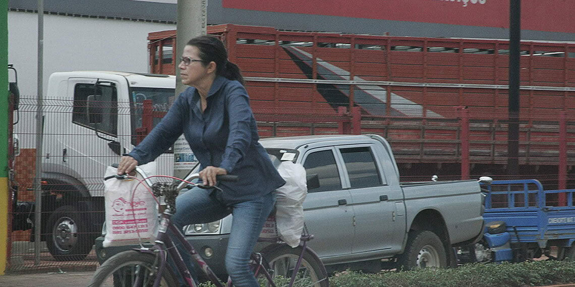 Bicicleta X carro: opção saudável para saúde das pessoas e do planeta