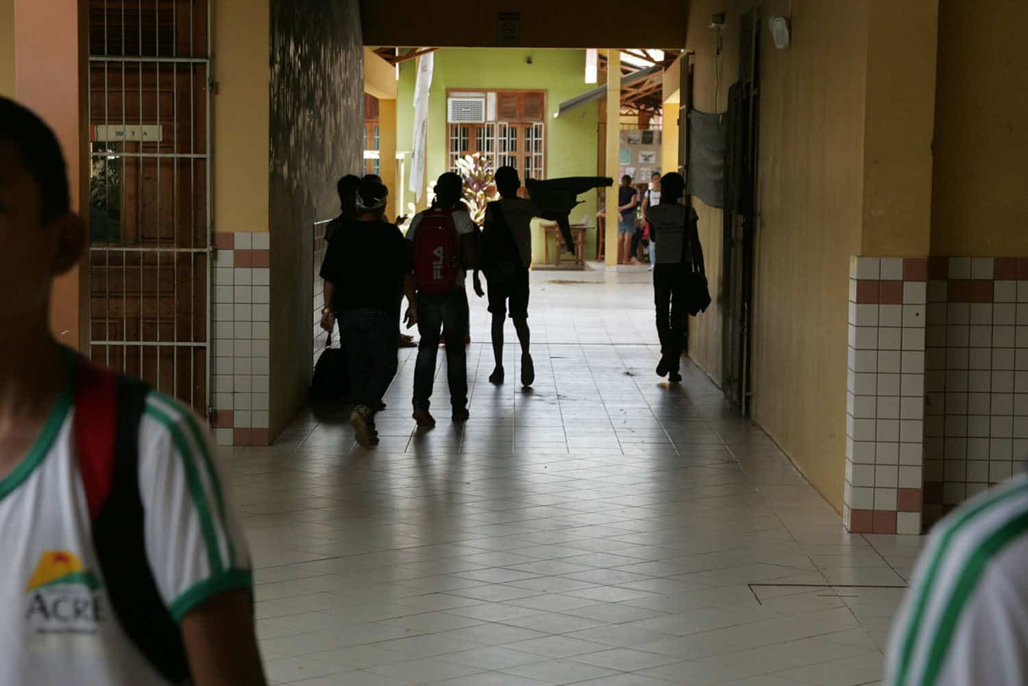 Aluno que detonou bomba caseira em sala de aula será transferido, afirma coordenador 3 Bomba na escola - OL (2)