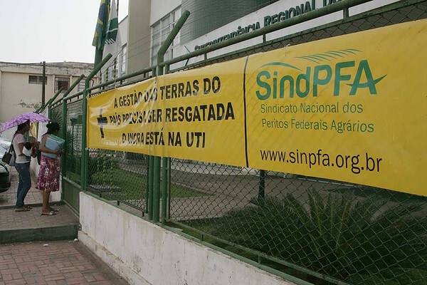 Servidores do Incra no Acre aguardam reunião em Brasília para definir greve