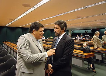 Flaviano vota pela ampliação de crédito consignado