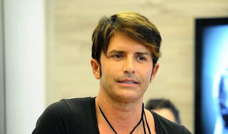 Dr. Rey realiza transferência de domicílio eleitoral para o Acre