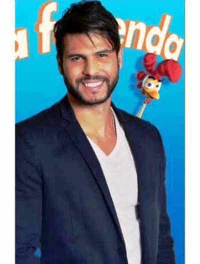 NA FAZENDA - O modelo acreano Marcelo Bimbi já é um dos destaques do reality show A Fazenda, da Rede Record. Ganhou o chapéu de fazendeiro, é sucesso entre a mulherada da casa e ganhou a amizade dos homens pela cordialidade e simplicidade. Sorte para ele!