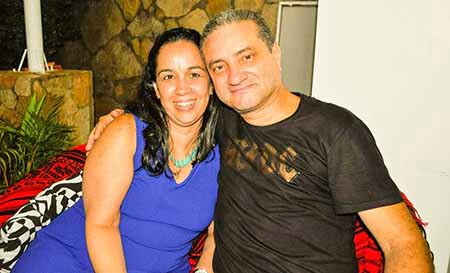 ANIVERSÁRIO - Psicóloga Ana Flavia trocou de idade terça passada e comemorou ao lado da família. Muitas felicidades para ela e o marido William Abreu.