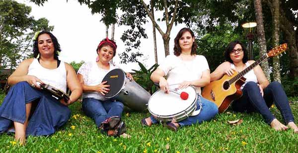 FEIJOADA BENEFICENTE - Moças do Samba animam a feijoada de lançamento do projeto “Bibliotequinha”, que tem como padrinhos esta colunista e o colega Moisés Alencastro. Casa do Caminho, no Montanhês, será contemplada na primeira edição com um espaço voltado para a leitura infantil. O evento acontecerá no Hotel Best Western, sábado que vem (3 de outubro), a partir das 12h, reunindo convidados e parceiros: Livraria Paim, Sandrin Zanatta Ambientes Planejados, Acre Solidário, Revista Saiba Mais, Rio Branco Amiga, Mundo Kids e deputado estadual Jenilson Lopes. Ingressos solidários: 9984-9770 e 9998-261.