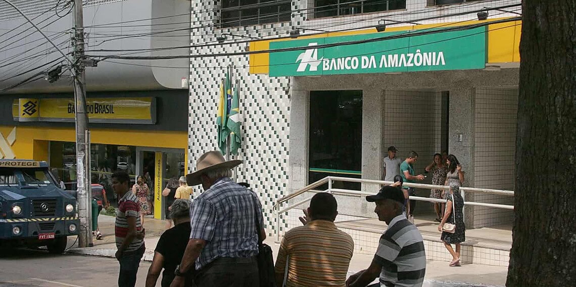 Atenção para funcionamento de repartições públicas e privadas durante feriado prolongado