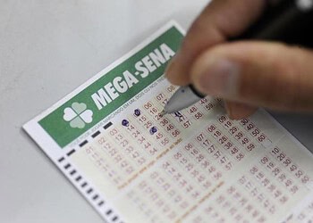 Mega-Sena acumula e sorteia prêmio de R$ 38,5 milhões nesta quarta-feira