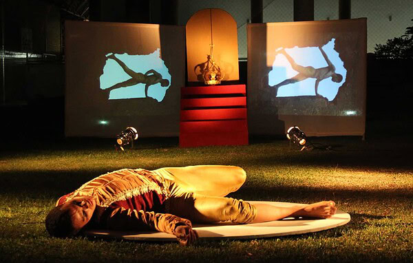 Palco Giratório apresenta espetáculo de dança “Divino”