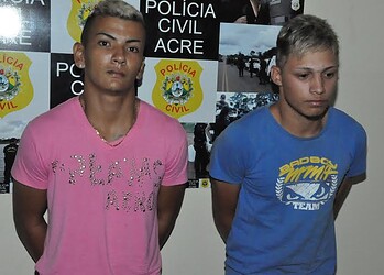 Polícia civil prende dois homens com pistola e duas motos roubadas