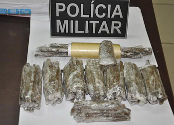 Polícia prende homem com 180 tabletes de maconha no bairro Esperança