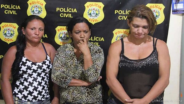 Três mulheres e um homem são presos por furto na fronteira