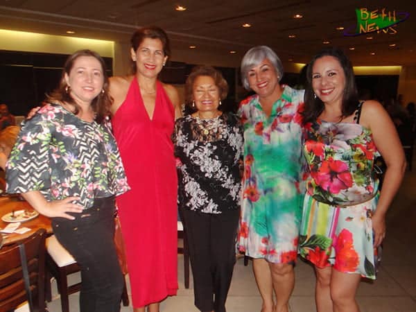 BETH NEWS: 25/09/2015 - Niver Natasha e Sinara Lisboa 4 Um gostoso Café Colonial foi motivo da reunião promovida pela Associação das Mulheres de Carreira Jurídica (ABMCJ), no restaurante Pão de Queijo, no dia 17