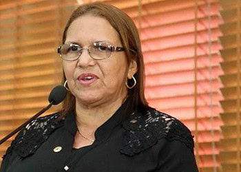 Deputada pede que Eletrobras explique interrupções do fornecimento de energia elétrica no Estado