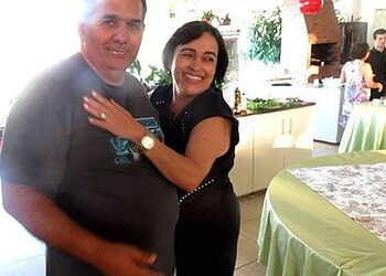 COLUNA DO THEODORO: Niver da Drª Simone Chaves