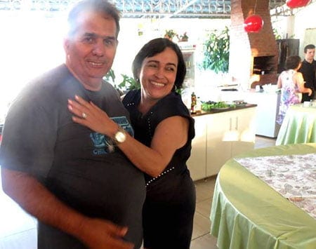 COLUNA DO THEODORO: Niver da Drª Simone Chaves