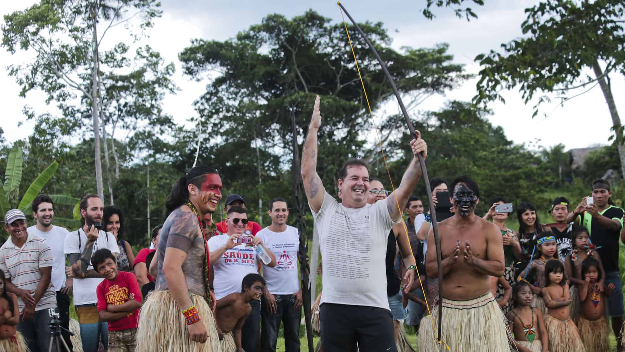 Tião Viana prestigia 14ª edição do Festival Yawa, em Tarauacá 2 Governador recebeu boas-vindas na aldeia, num ritual de proteção e purificação. (Foto: Gleilson Miranda)
