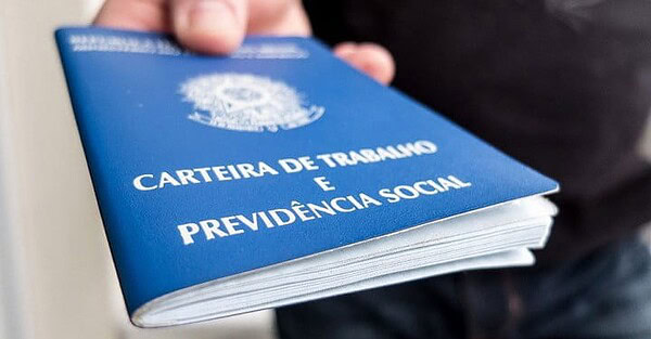 Pelo sexto mês seguido, o país demitiu mais do que contratou