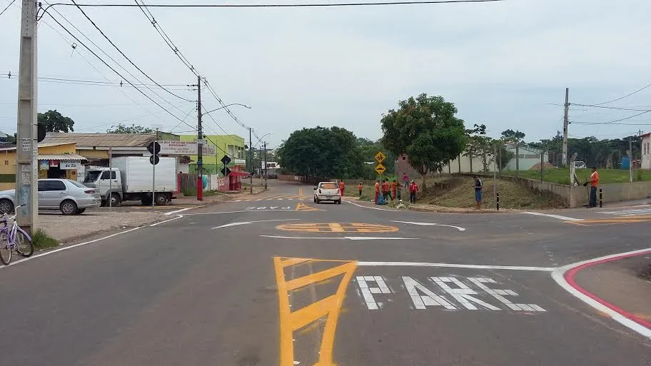 Rbtrans implanta mini rotatória no Xavier Maia e amplia ciclovia