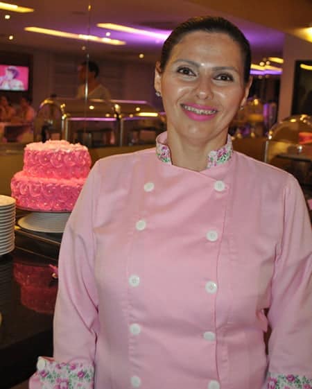 Curtas By Jô 27/10/2015 3 NOS EVENTOS - Le Blanc é um show nos eventos e a equipe tem feito sempre o melhor - com drinques novos e tradicionais, atendendo a demanda com muito esmero e qualidade. Contatos: 9902-6055.