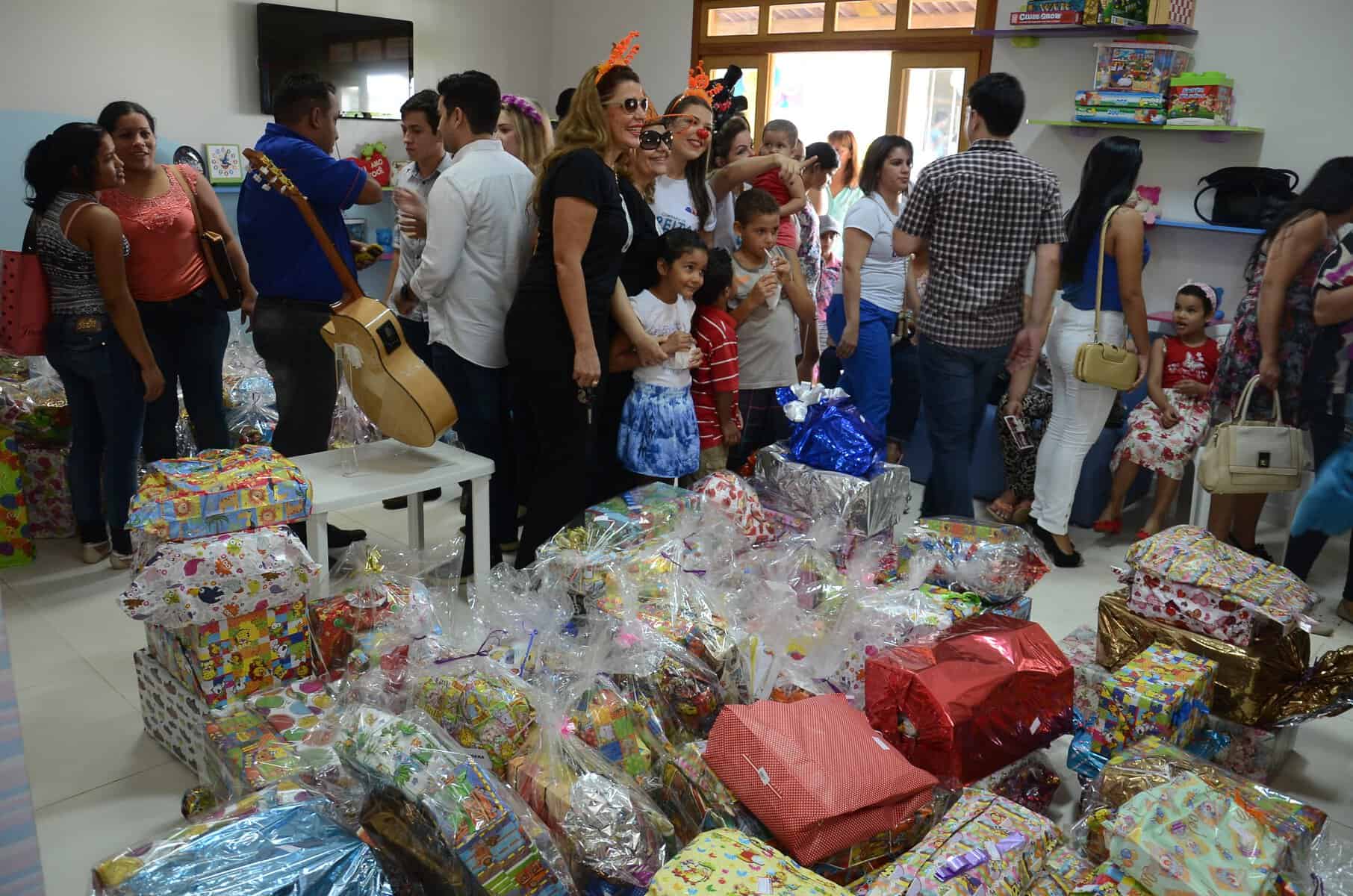 Festa para as crianças no HC - OL (2)