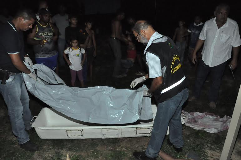 Homem morre eletrocutado na Invasão do Caladinho