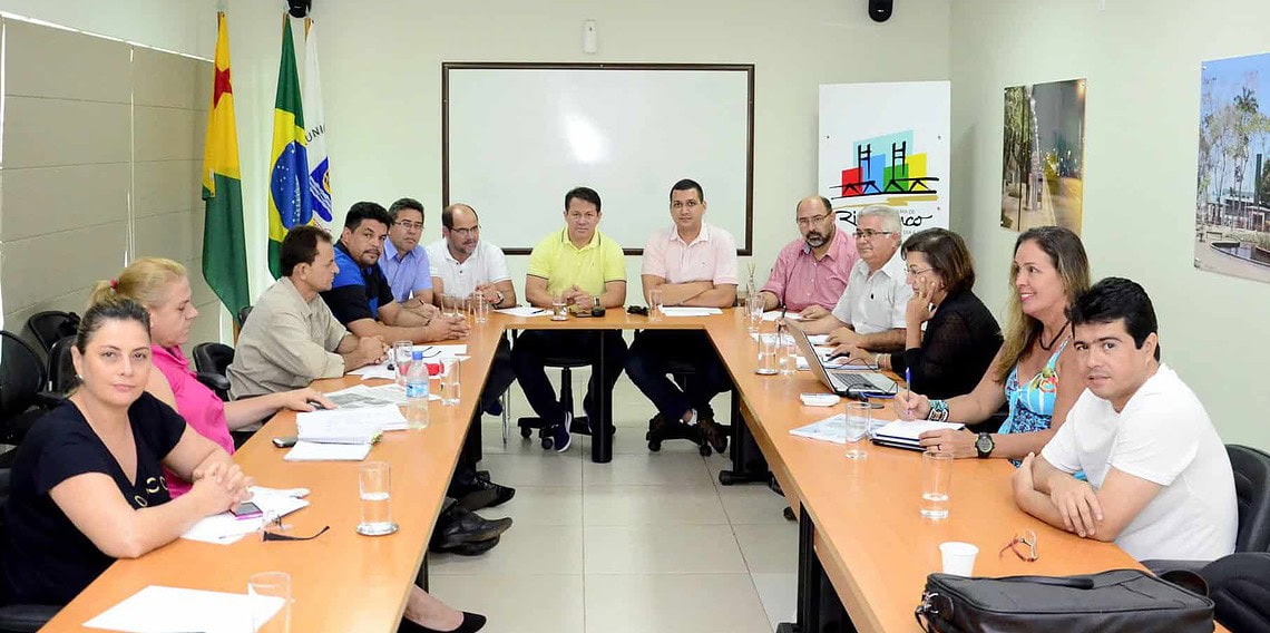 Vereadores debatem sobre Lei de Diretrizes Orçamentárias de Rio Branco 1 Vereadores debatem sobre Lei de Diretrizes Orçamentárias de Rio Branco