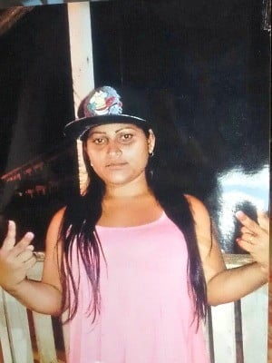 Mulher é morta a facadas no bairro Jorge Lavocart - CEDIDA (1)