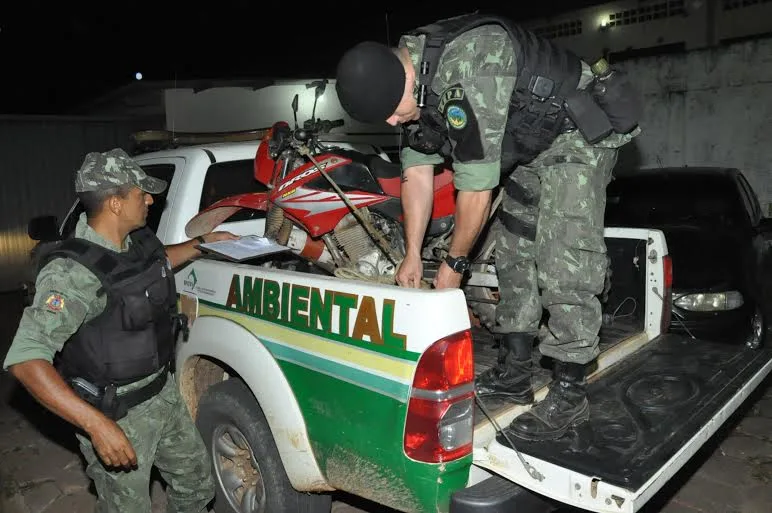 PM recupera moto roubada em ramal na Transacreana