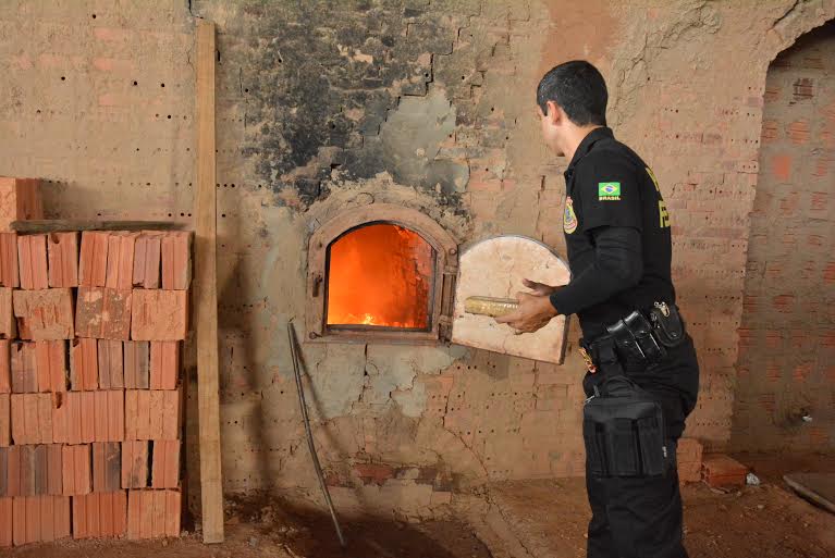 Polícia Federal incinera mais de meia tonelada de drogas em Rio Branco 3