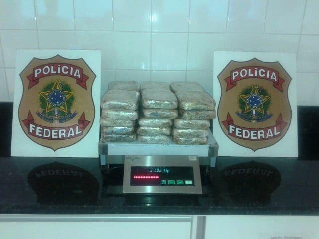 Policia Federal apreende 30 kg de cocaína na BR-364