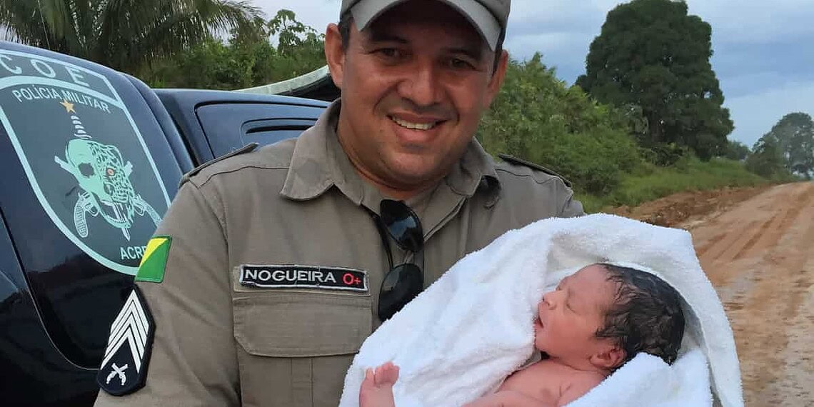 Polícia Militar realiza parto dentro de viatura em plena BR-364